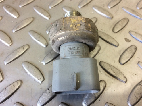 Sensor De Presion De A/c Grand Vitara 2.7 Aut Mod 07-12 Orig (Usado)