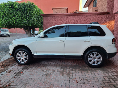 Volkswagen Touareg 4.2 V8 Tiptronic Climatronic 4x4 At
