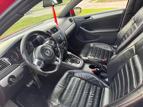 Volkswagen Vento 2.0 Sportline Tsi 200cv Dgs