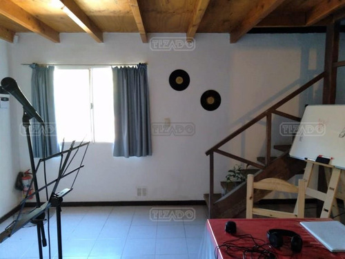 Imagen 19 de 26 de Casa + 2 Departamos En Venta Ubicado En Jardín Botánico, Bariloche, Patagonia