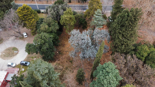 Villa Rivera Indarte - 5000mts2 De Terreno - Recibe Menor