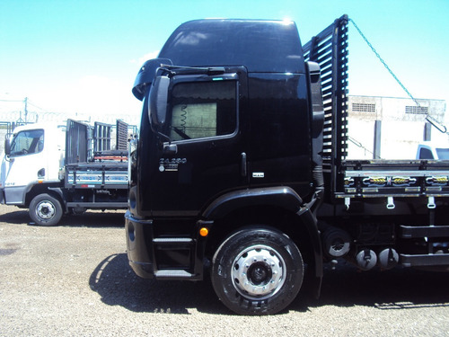 Vw 24.280 6x2 / Carroceria