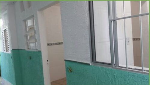 3 Comodos Joaniza (esquina Caixa) Aluguel + Água+luz: R$ 750