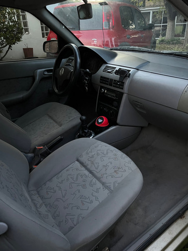Volkswagen Gol 2001