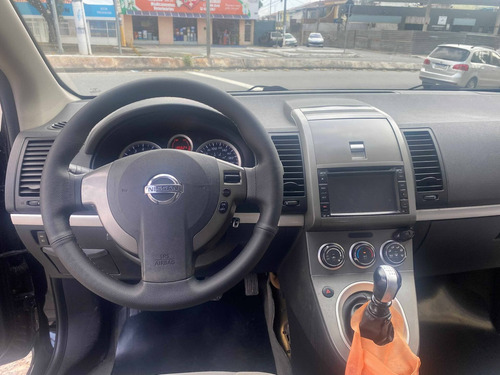 Imagem 8 de 8 de Nissan Sentra 2.0 16v Flex 4p Manual