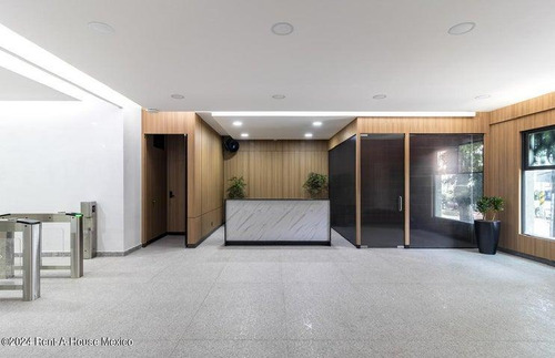 Oficina En Renta En Miguel Hidalgo, San Miguel Chapultepec Jl 25-131.