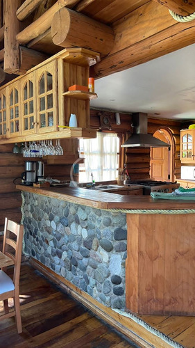 Espectacular Log House En Las Termas De Chillan.