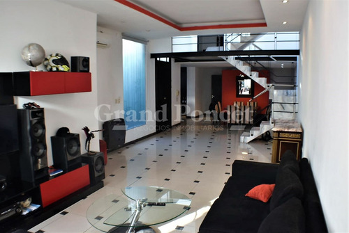 Ph De 3 Ambientes Con Patio Y Terraza