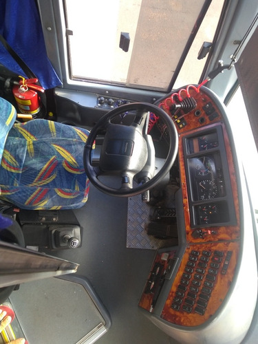 Volvo B12 Busscar Marte
