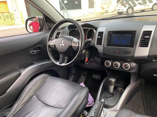 Imagem 9 de 15 de Outlander 3.0 Gt 3.0 V6 Aut.