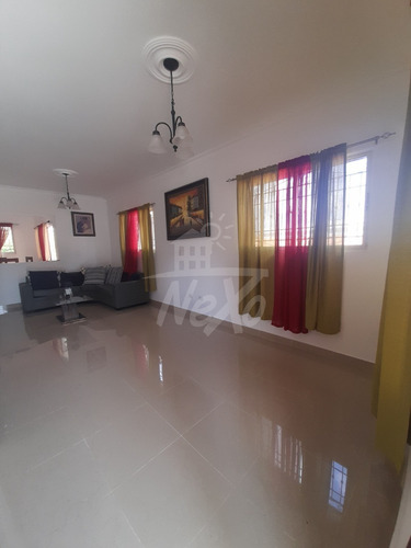 Imagen 17 de 21 de Casa En Venta En Santiago (jpc-215)