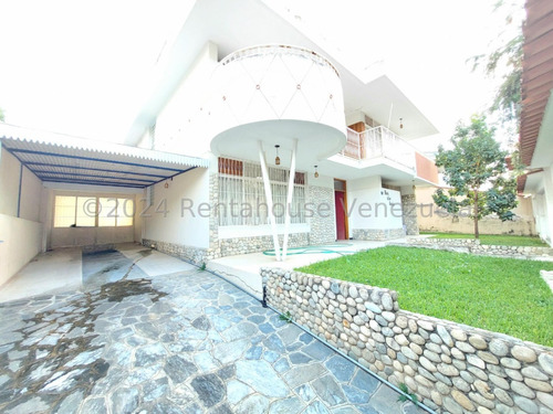 Rent-a-house Vende Casa En Colinas De Vista Alegre #24-17608