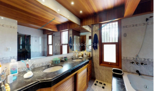 Imagen 20 de 30 de Casa En Venta De 6 Dormitorios En Lugano