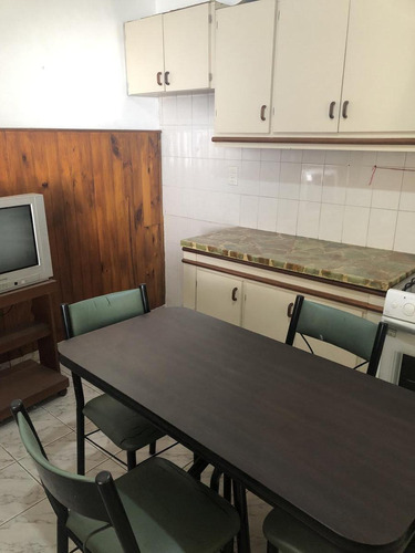Imagen 15 de 30 de Chalet Clasico Con Local - Castelar Sur - Proximo A Estacion Castelar Y Moron - Venta