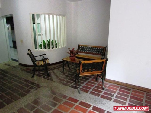 Apartamentos En Venta 21-19740 El Cigarral Gn
