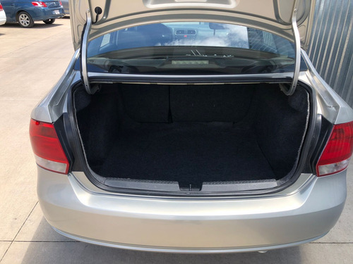 Imagen 14 de 15 de Volkswagen Vento 2014 1.6 Highline Mt