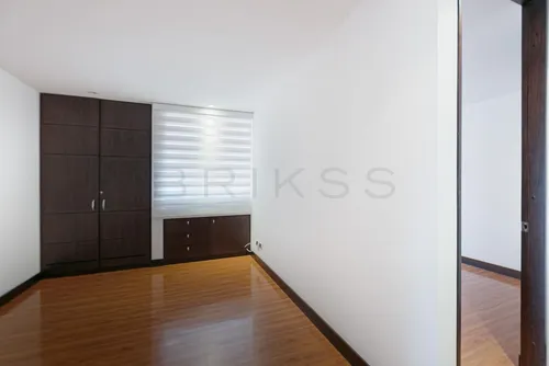Apartamento En Arriendo En Los Rosales. Cod A3073