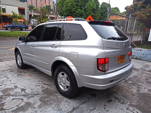 Ssangyong Kyron 2.0 Diesel 4x4 Mt 7p