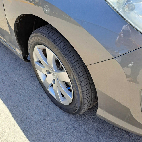 Imagen 9 de 18 de Peugeot 408 Allure 2.0n 2013