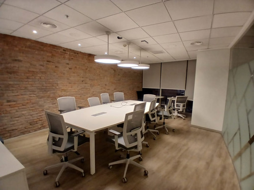 Excelente Oficina Planta Libre De 440 M2 Habilitada