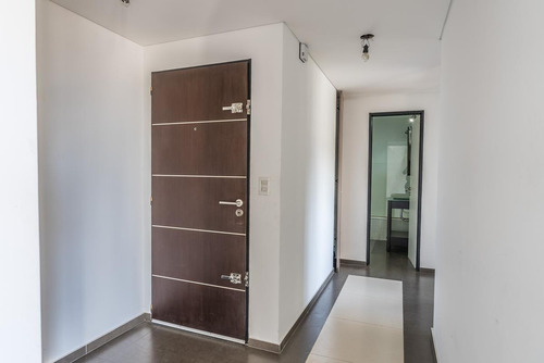 Imagen 8 de 19 de Venta Departamento 3 Ambientes C/ Balcón, Al Frente, Mucha Luz, Excelente Estado.