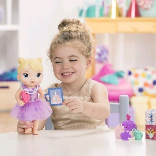 Imagem 5 de 6 de Boneca Baby Alive Bebê Festa De Presentes Loira Hasbro E8719