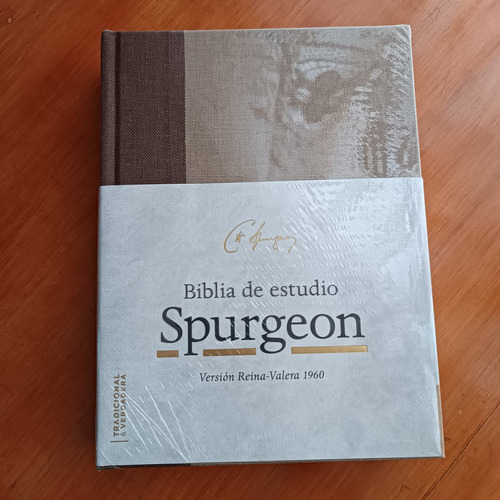Biblia Spurgeon Empacada