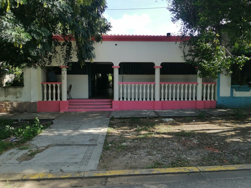 Local Comercial En Santa Ana, Municipio Gomez