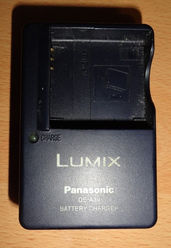 Imagen 1 de 3 de Cargador Para Camara Panasonic Modelo De-a39b Original