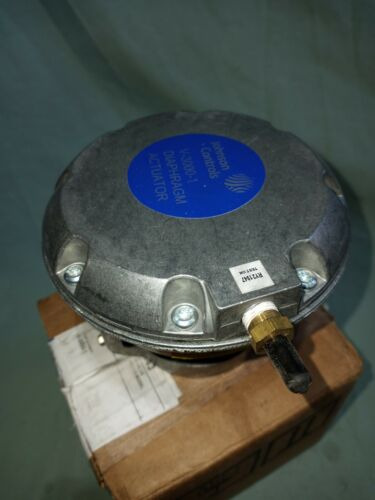 New In Box Johnson Controls V-3000-1 Actuator Valve Pneuma