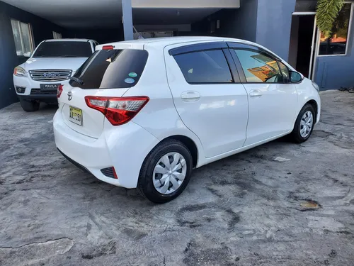 Toyota Vitz 2017