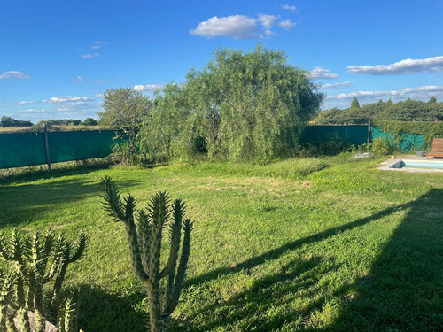 Vendo Hermosa Casa Dos Dormitorios Con Pileta En Colonia Tirolesa
