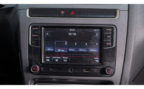 Volkswagen Fox 1.6 MSI TOTAL FLEX CONNECT 4P MANUAL