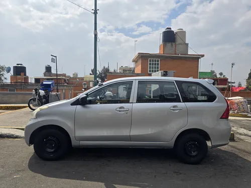 Toyota Avanza 1.5 Premium 99hp At