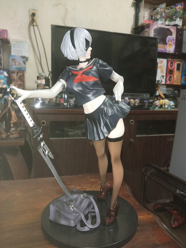 Figura 2b Nier Autómata School
