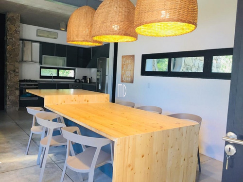 Magnifica Casa En Barrio Privado- Ref: 6391