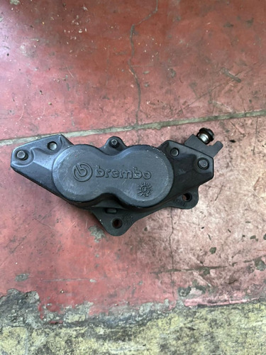 Caliper Derecho Delantero Bmw 1200 Gs 2009-2011