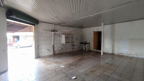 Salas Comerciais - Ref: L18807