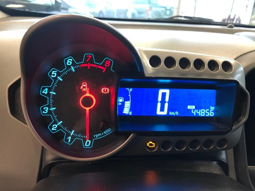 Imagen 11 de 14 de Chevrolet Sonic 1.6 Ls Mt