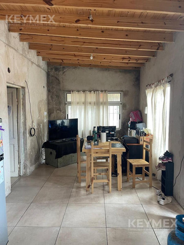 Casa A Reciclar Con Gran Potencial Y Excelente Ubicación