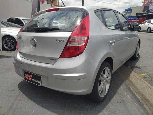 Hyundai I30 Gls 2.0 16v (aut)
