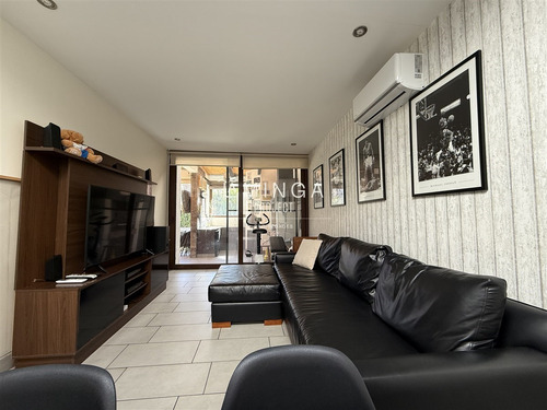 Casa En Venta De 6 Dorm. En Lo Barnechea