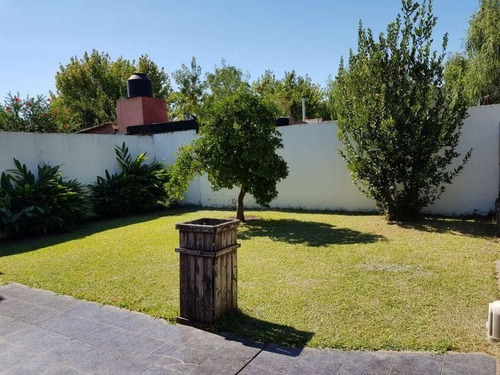 Imagen 7 de 8 de Casa 3 Ambientes En Villa Udaondo - Ituziango