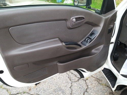 Imagem 13 de 15 de Hyundai Hr 2017 2.5 Hd Cab. Curta S/ Carroceria Tci 2p