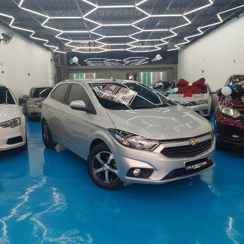 Imagem 3 de 12 de Chevrolet Onix 2017 1.4 Ltz Aut. 5p
