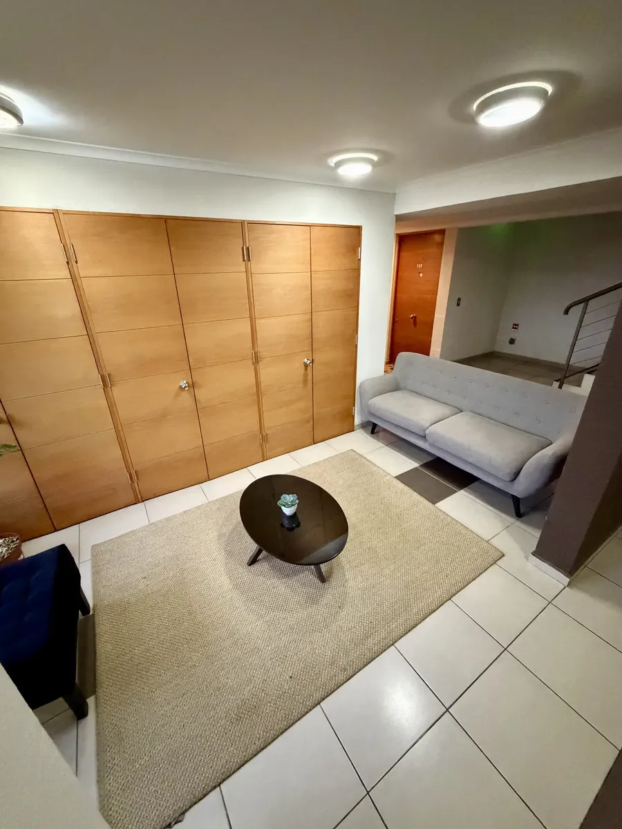 Imagen 2 de 15 de Arriendo Departamento Estilo Mariposa Condominio Santa Ana