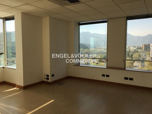 Oficina Habilitada En Open Space En Arriendo El Golf 760 M2