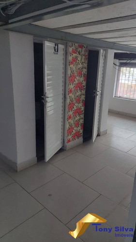 Imagem 13 de 15 de Excelente Loja No Melhor Ponto Comercial No Centro De Cabo Frio !!! - 1396