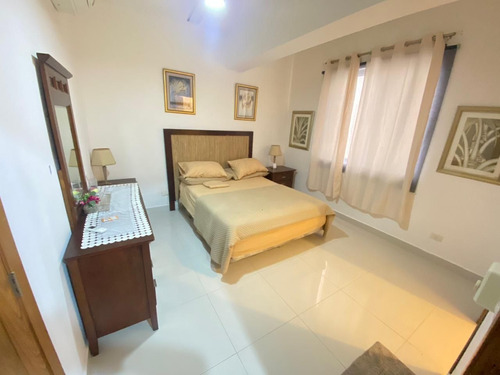 Imagen 2 de 22 de Apartamento En Alquiler Amuebladoparaíso