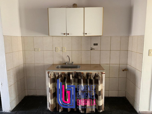 Imagen 7 de 11 de Venta 70 Esq. 138 Ph Con Jardín La Plata